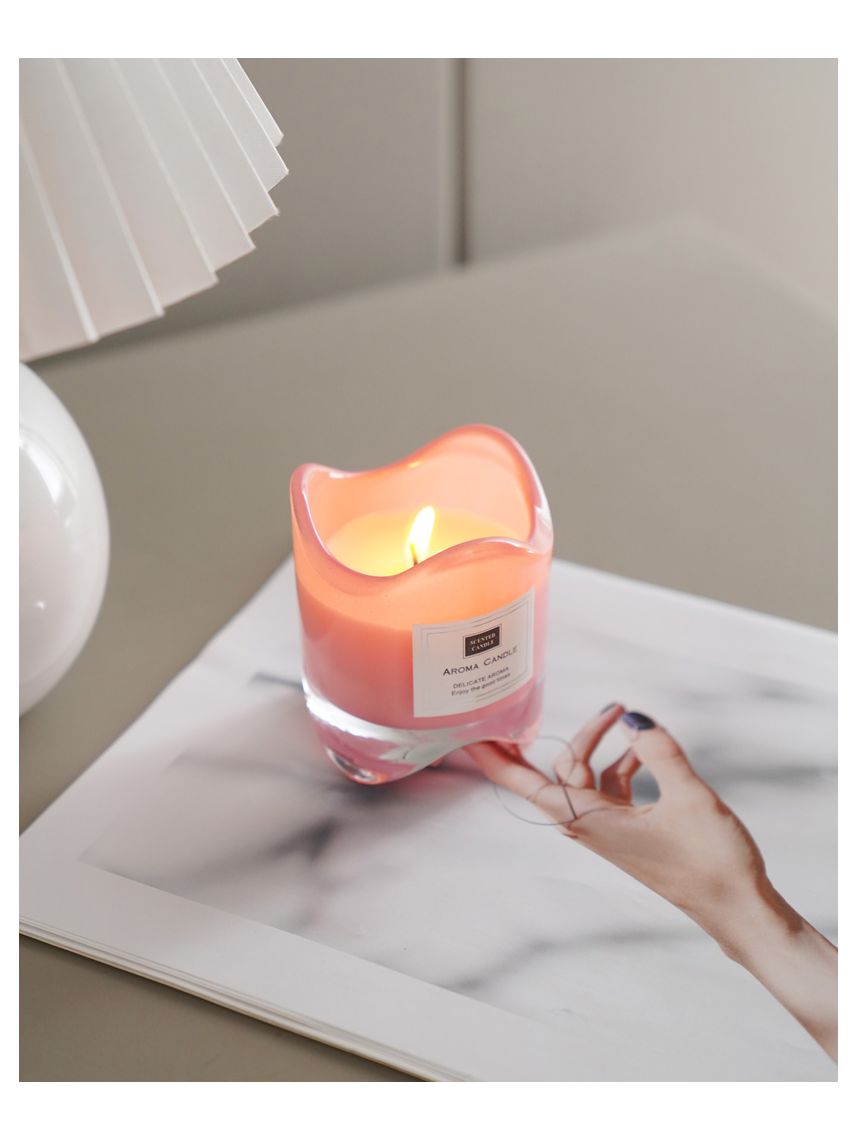 נר במעמד זכוכית גלי