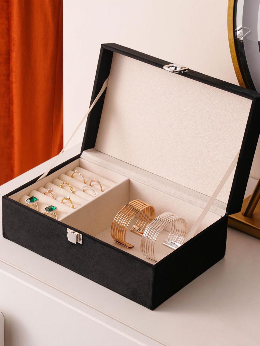 קופסת תכשיטים