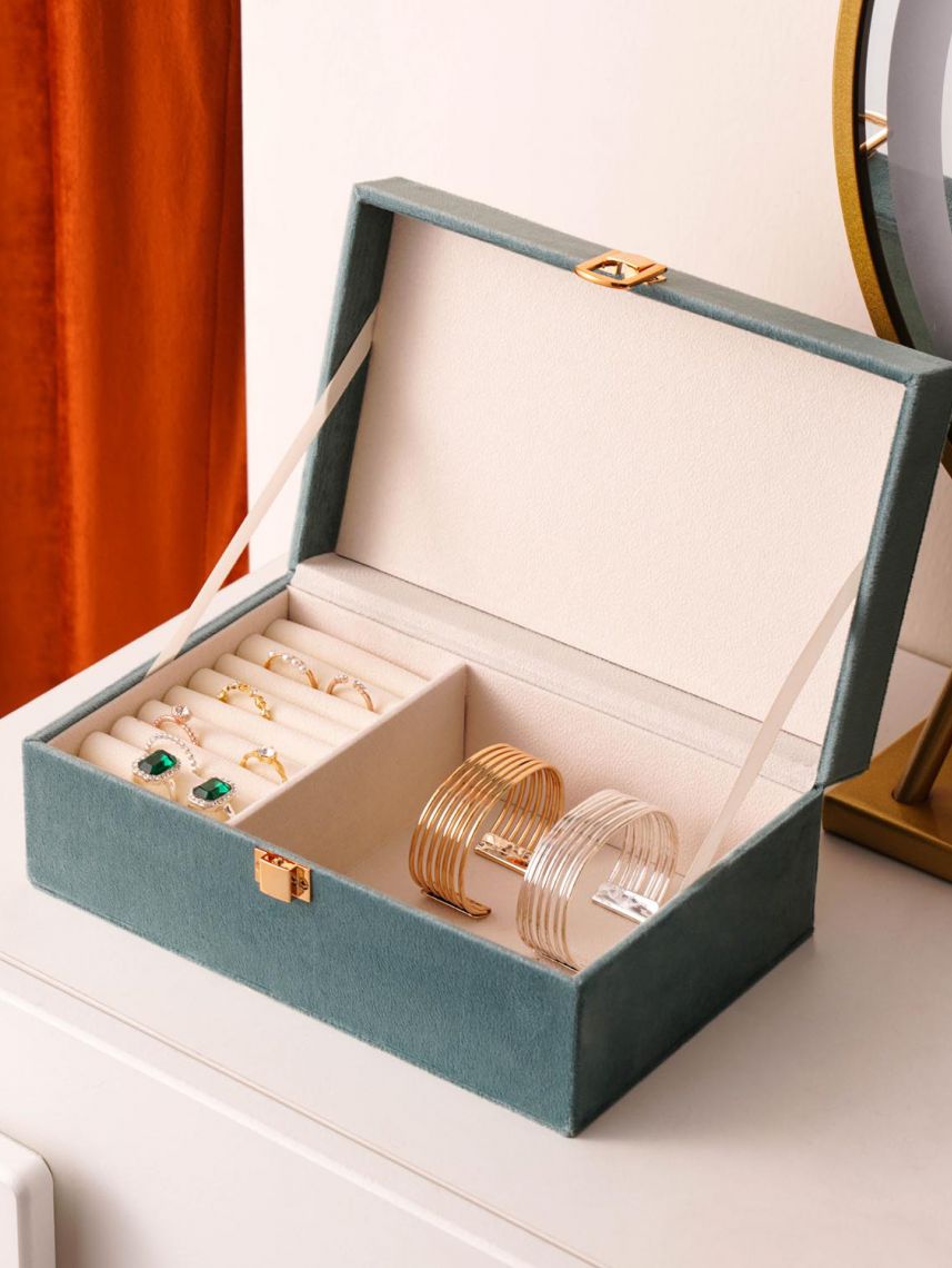 קופסת תכשיטים