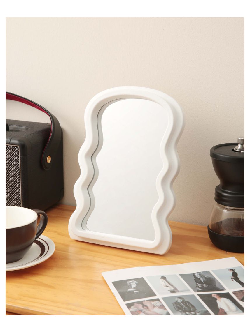 מראת תליה מעוצבת