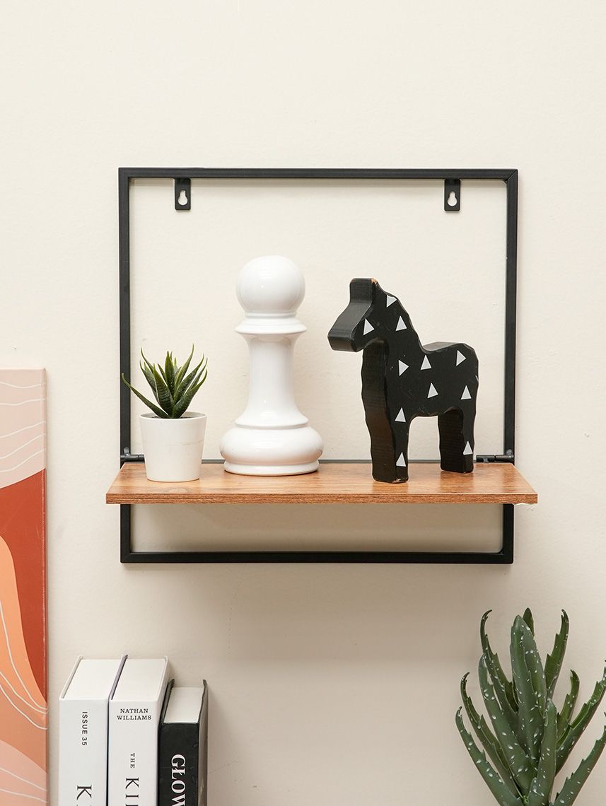 מדף תלייה מעוצב
