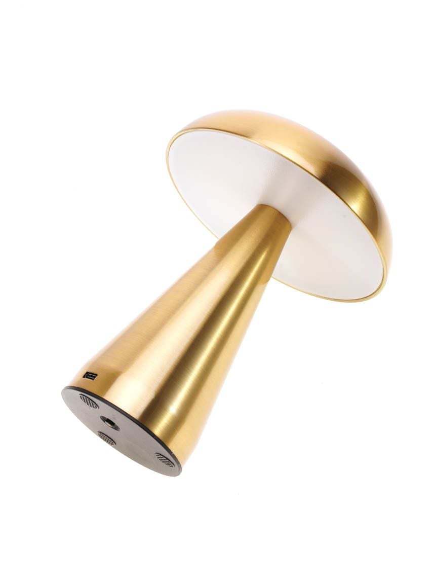 מנורת שולחן