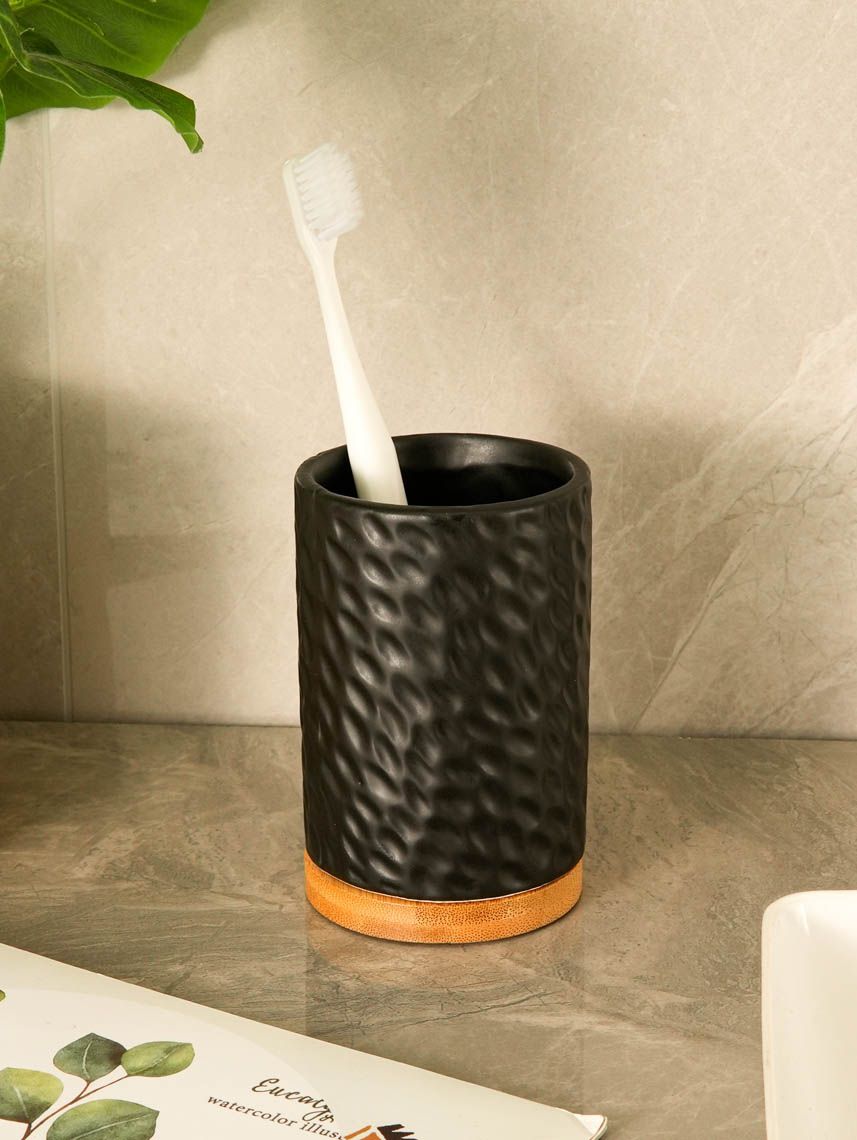 כוס למברשות שיניים