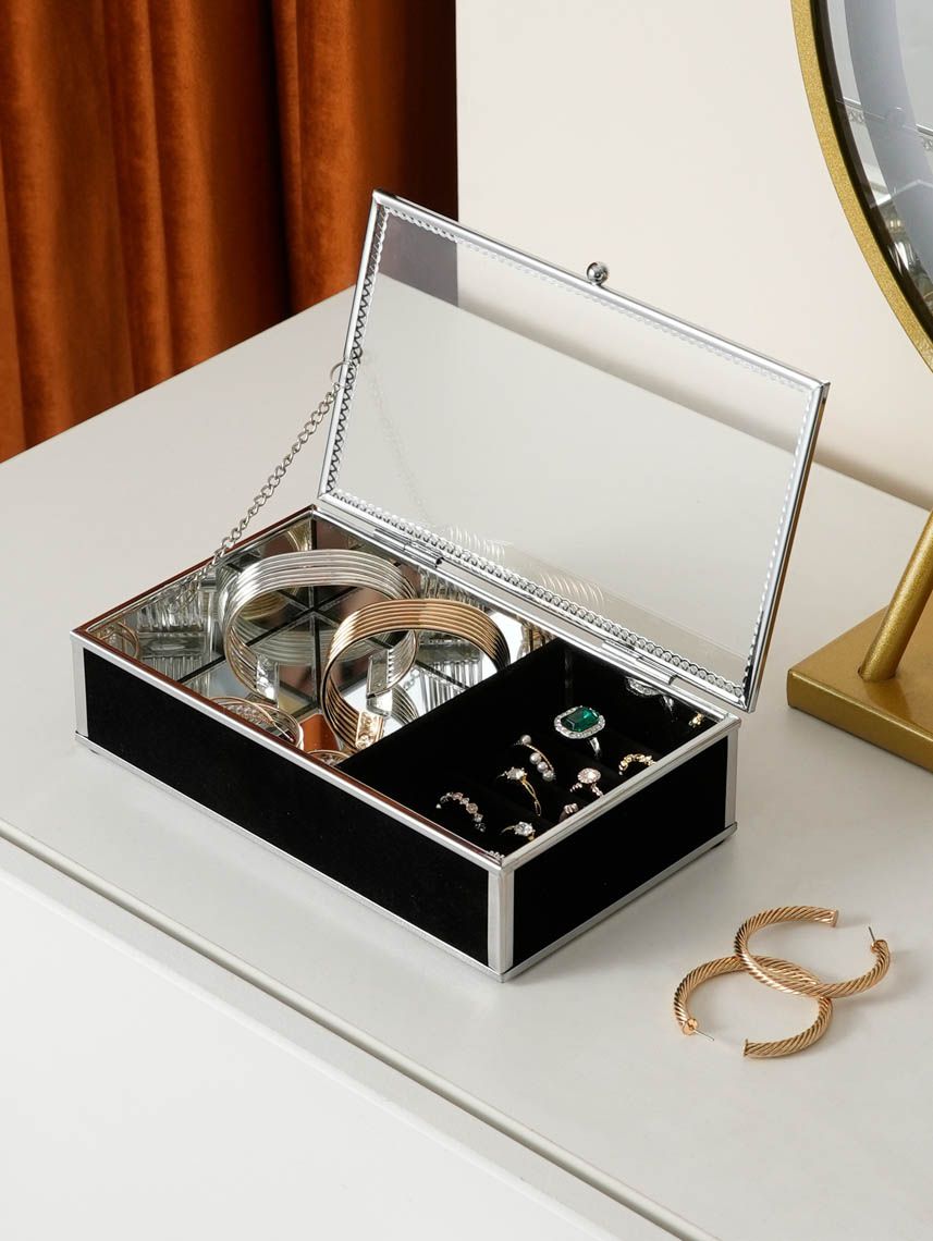 קופסת תכשיטים