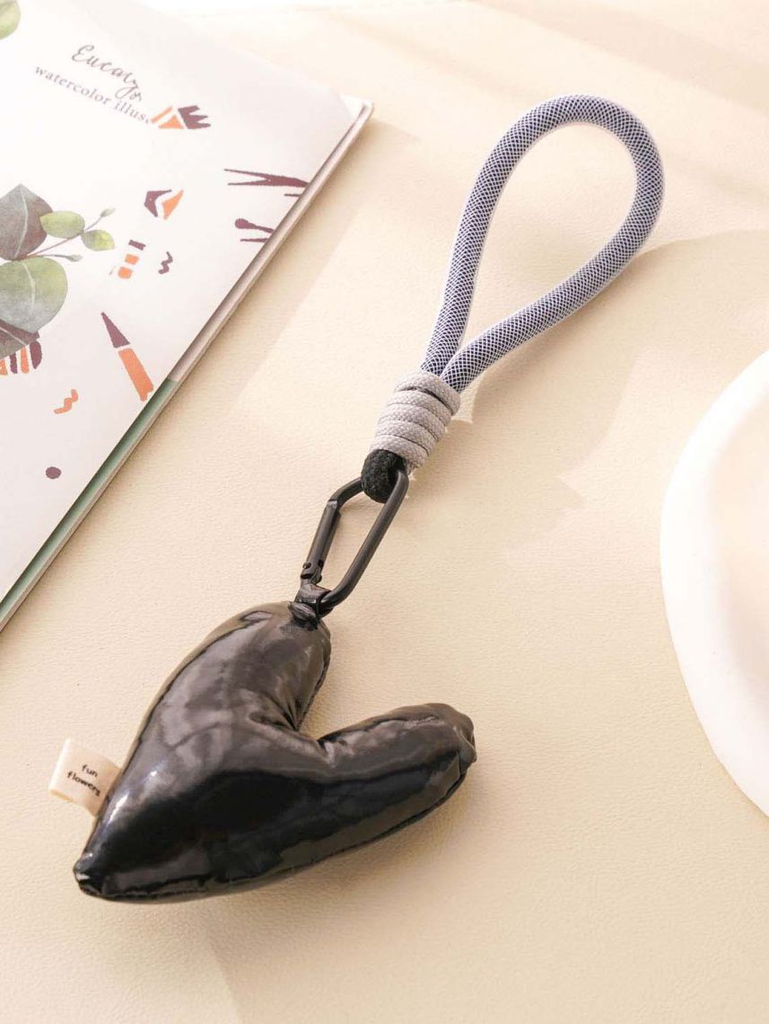 מחזיק מפתחות לב