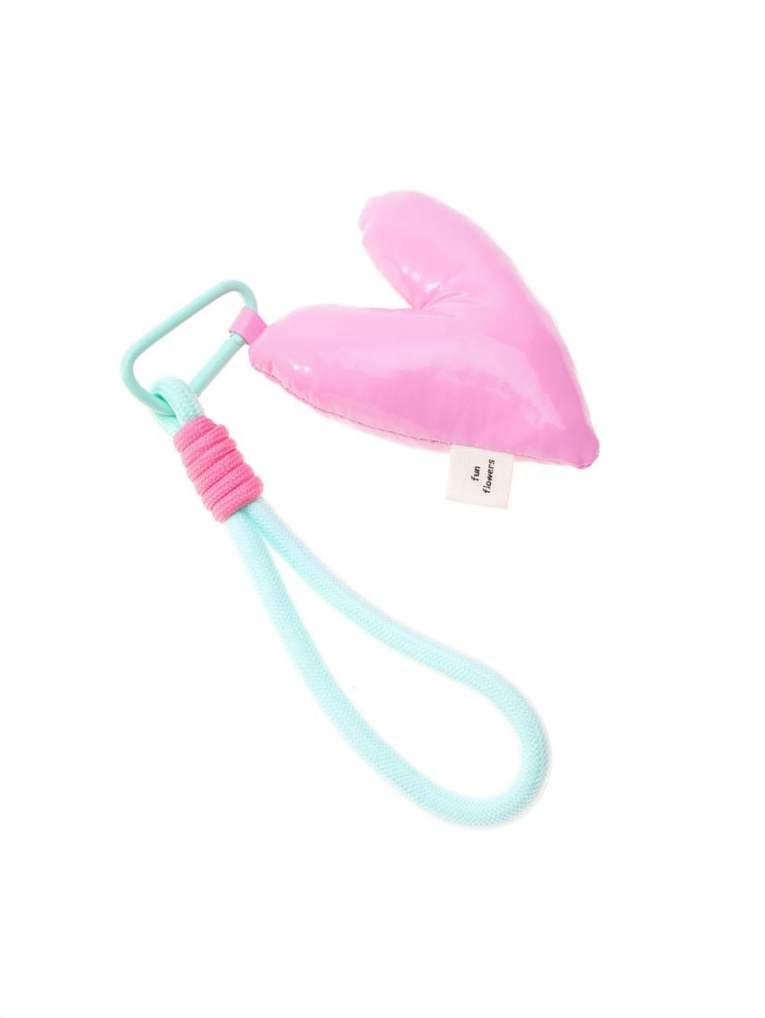 מחזיק מפתחות לב