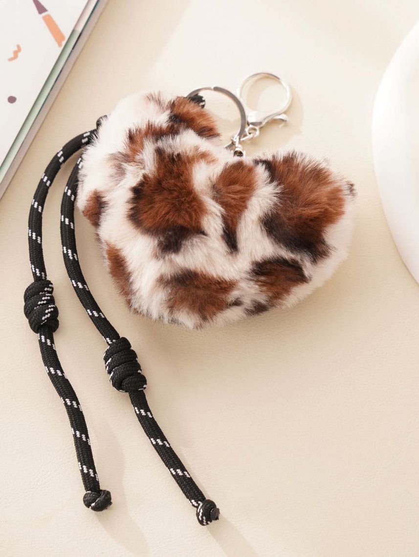 מחזיק מפתחות פרוותי