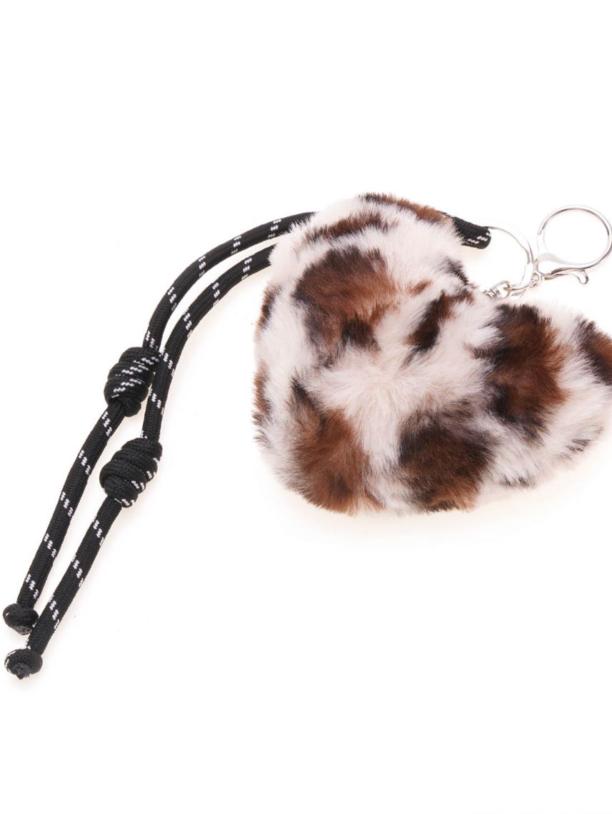 מחזיק מפתחות פרוותי