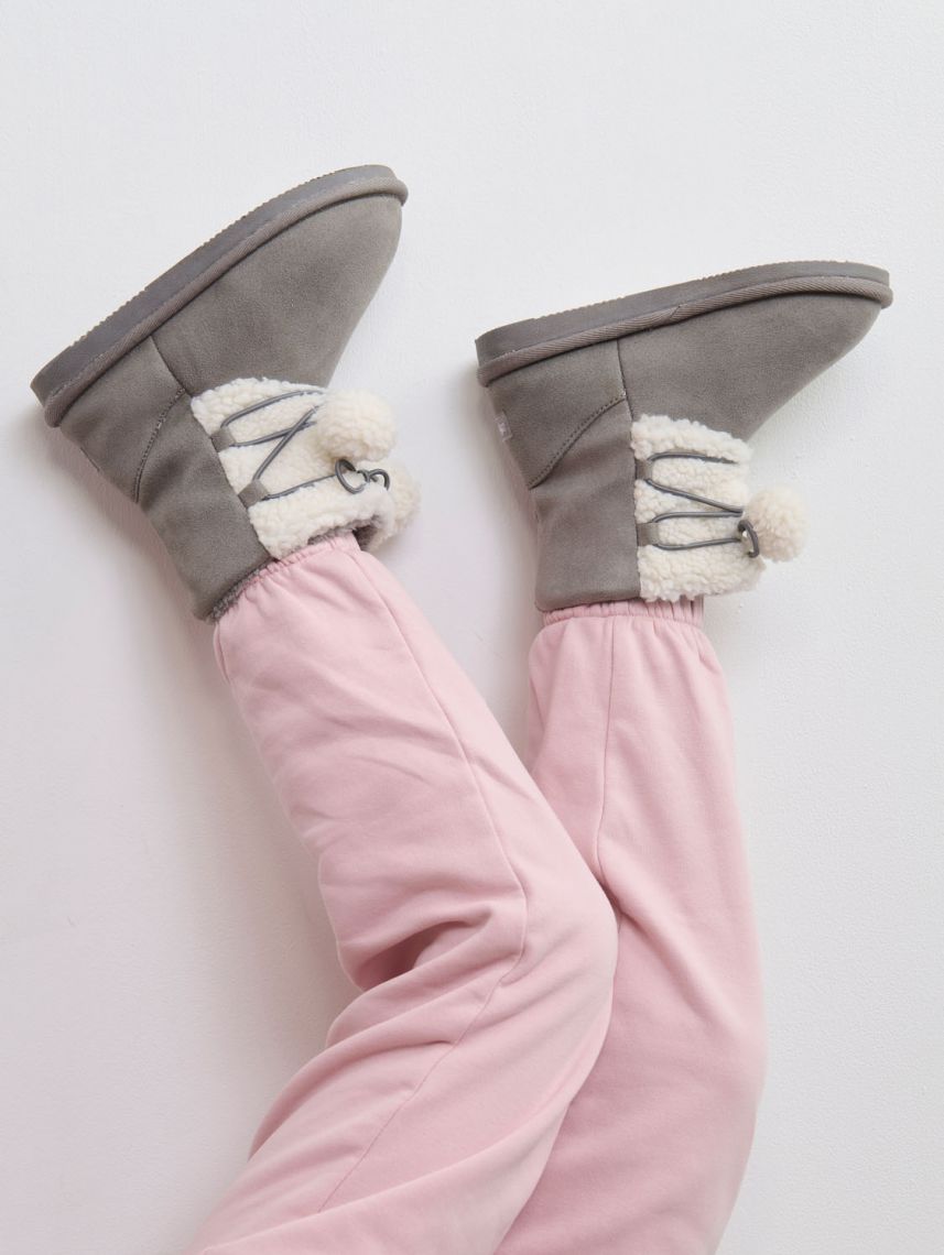 מגפיים פרוותית לבנות 20-27