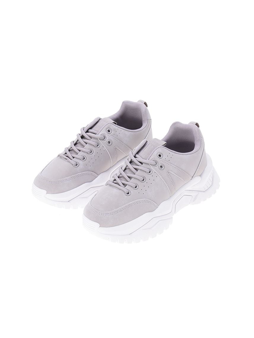 סניקרס צ’אנקיות