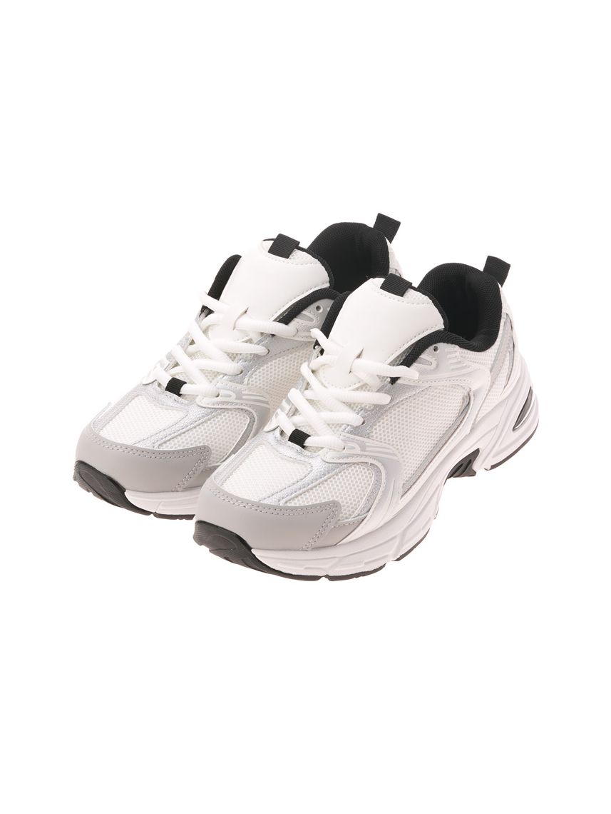 נעלי ספורט לנשים