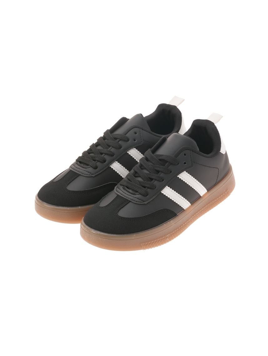 סניקרס בייסיק