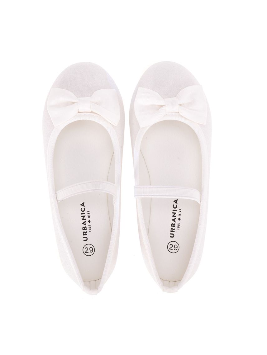 נעלי בובה נוצצות