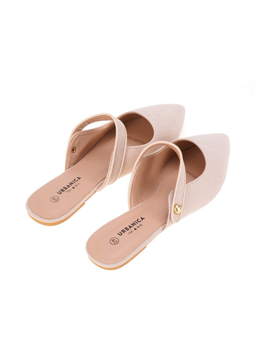 כפכף שפיץ מעוטר