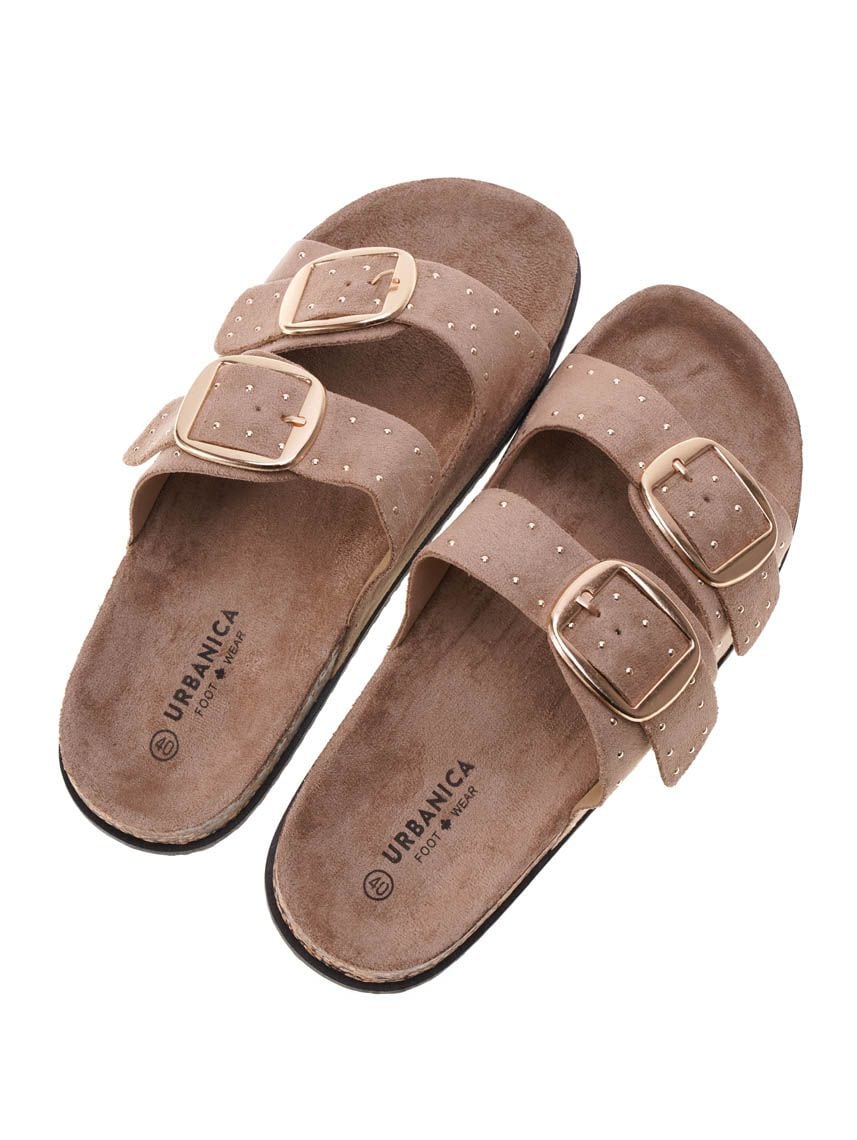 כפכפים מעוטרים ניטים