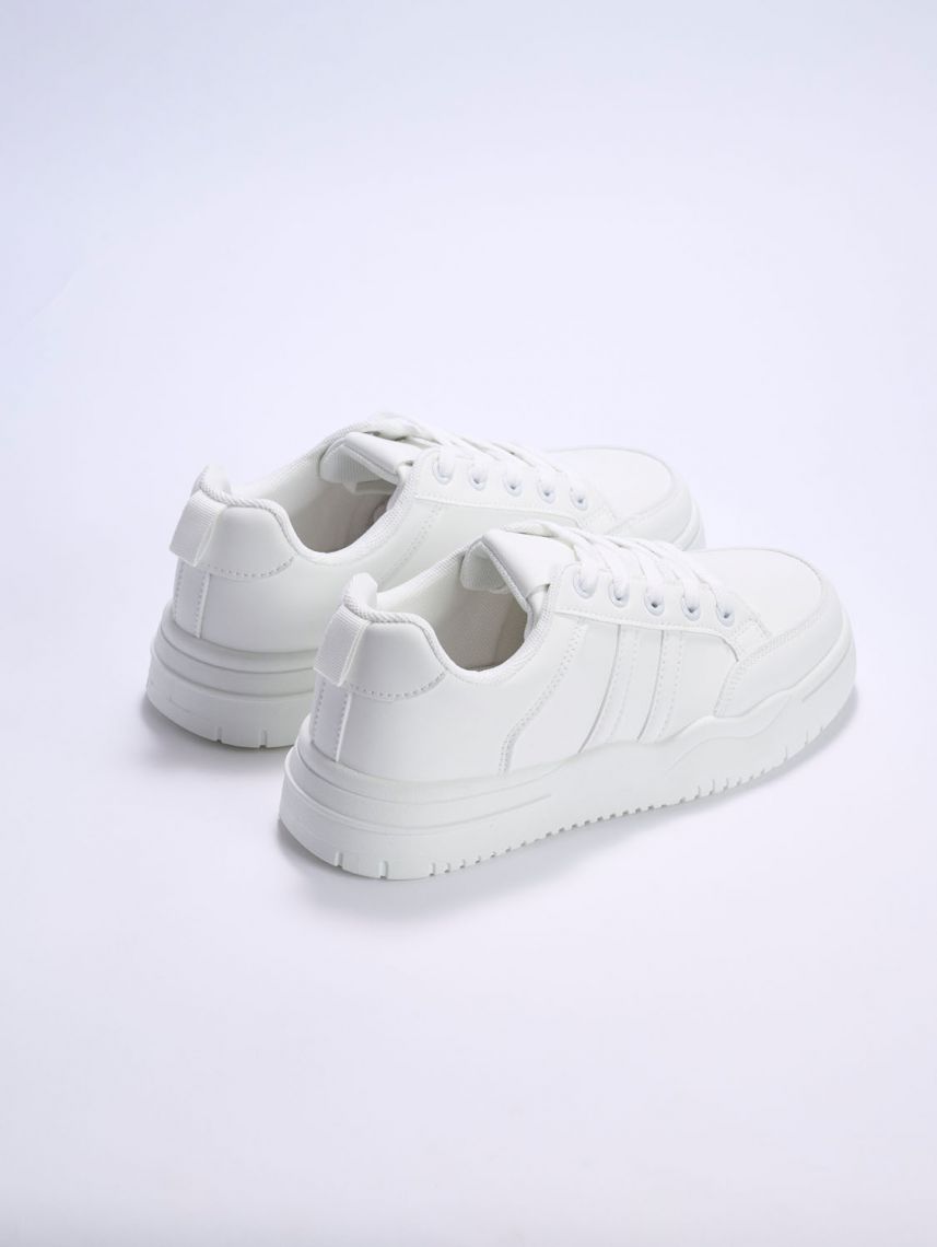 סניקרס פסים