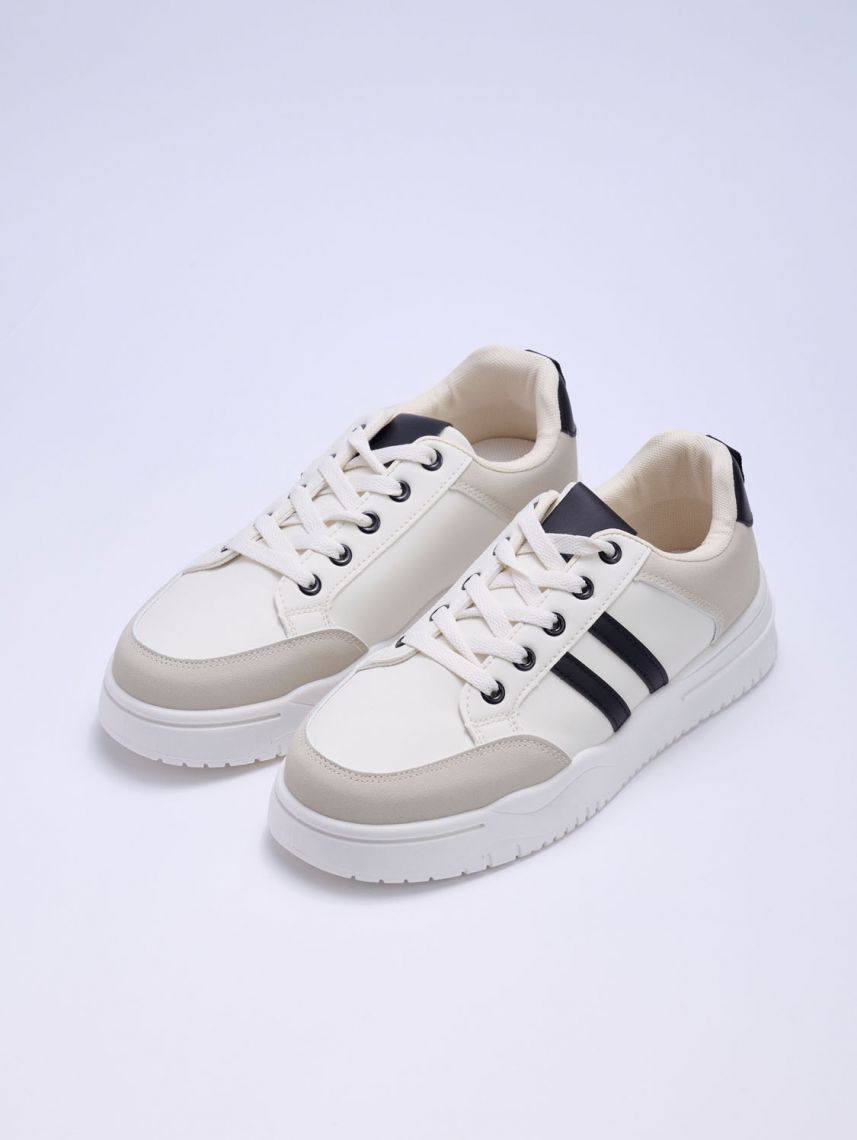 סניקרס פסים