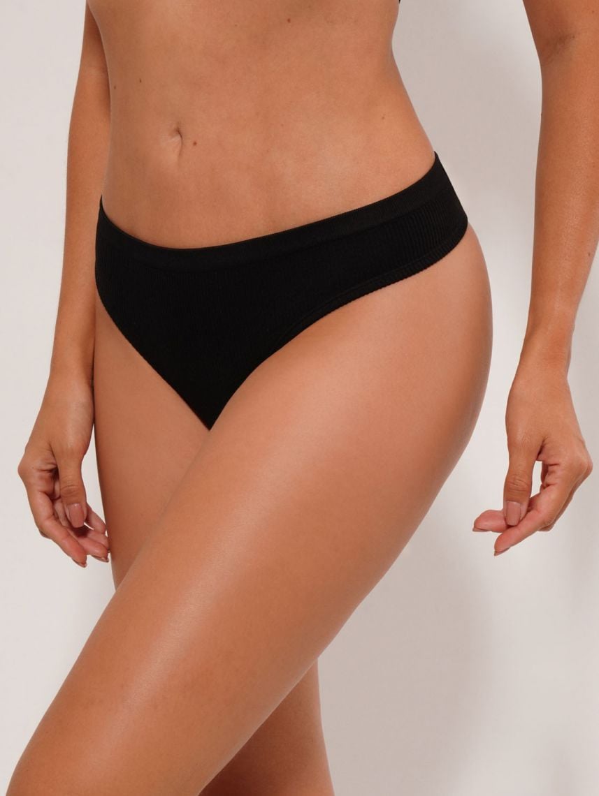 תחתוני חוטיני