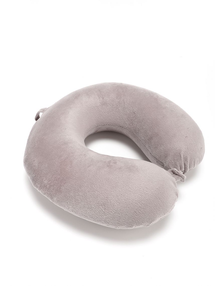 כרית טיסה קטיפה