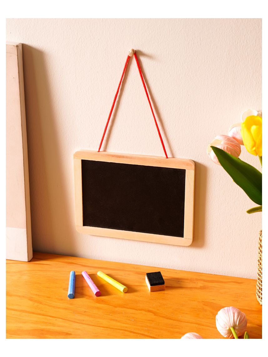 לוח גירים מחיק