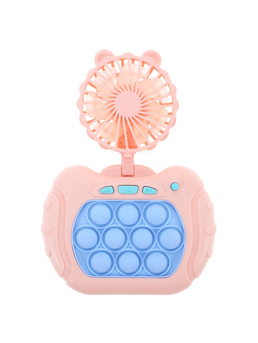 פופיט מאייר עם מאוורר