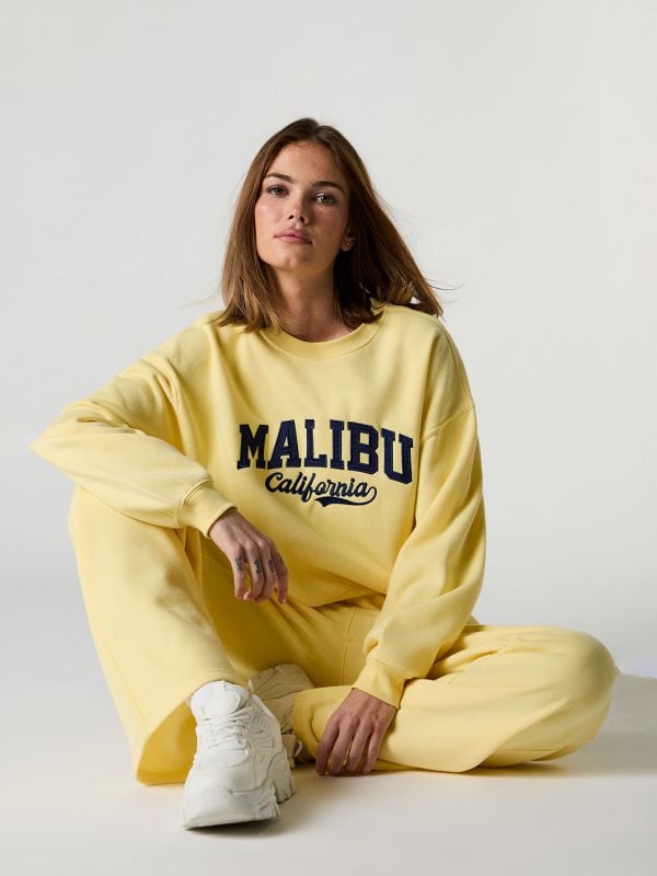 סווטשירט עם הדפס