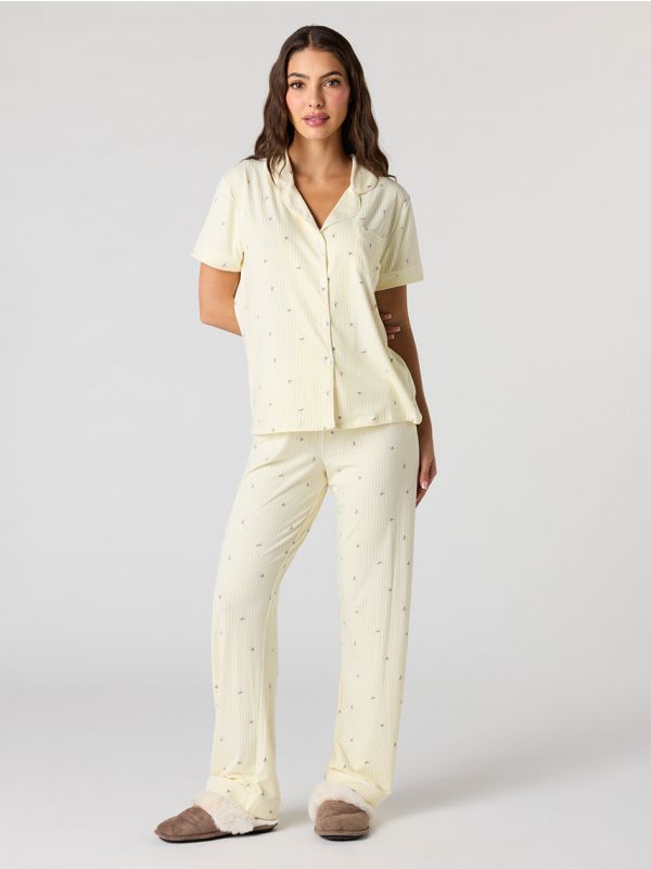 סט פיג’מה מכופתרת