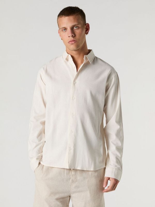 חולצה מכופתרת משולבת פשתן