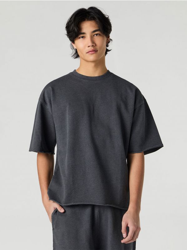 טי-שירט בוקסי שטופה