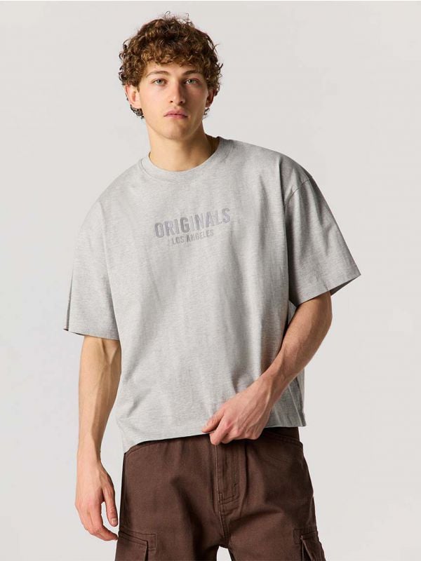 טי-שירט עם הדפס HD