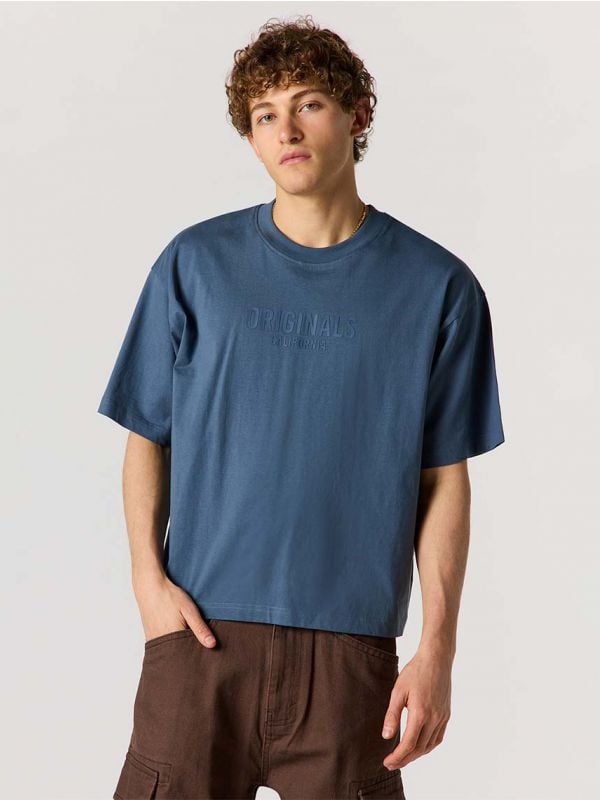 טי-שירט עם הדפס HD