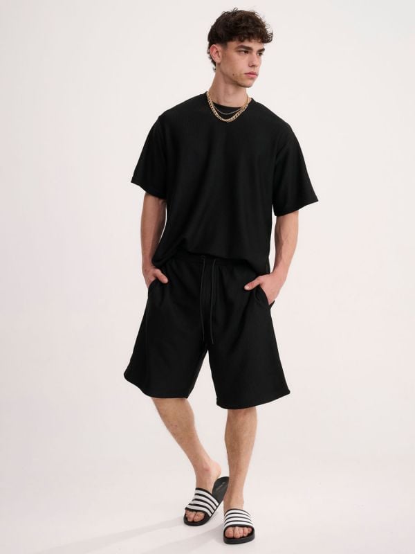 מכנסי טקסטורה עבים קצרים