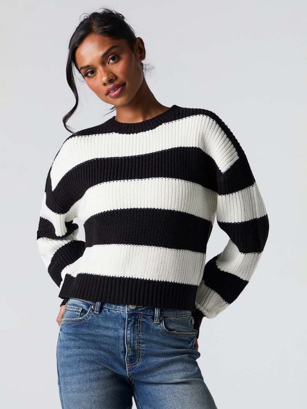 סוודר פסים צווארון גבוה