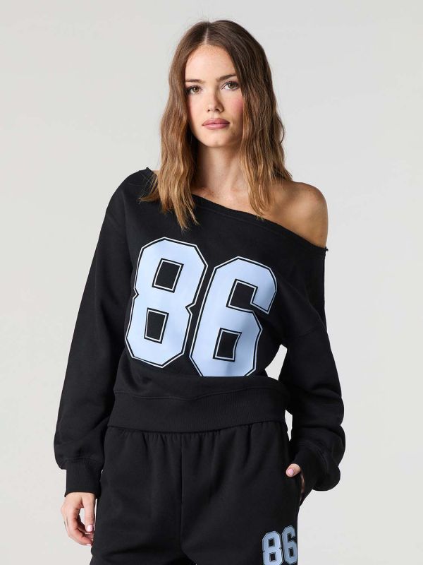 סווטשירט אוף-שולדרס