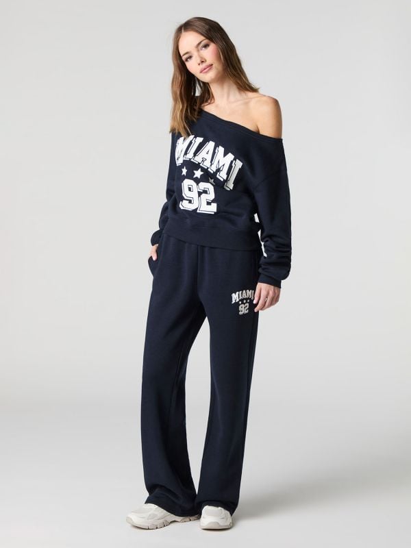 מכנסי פוטר עם הדפס