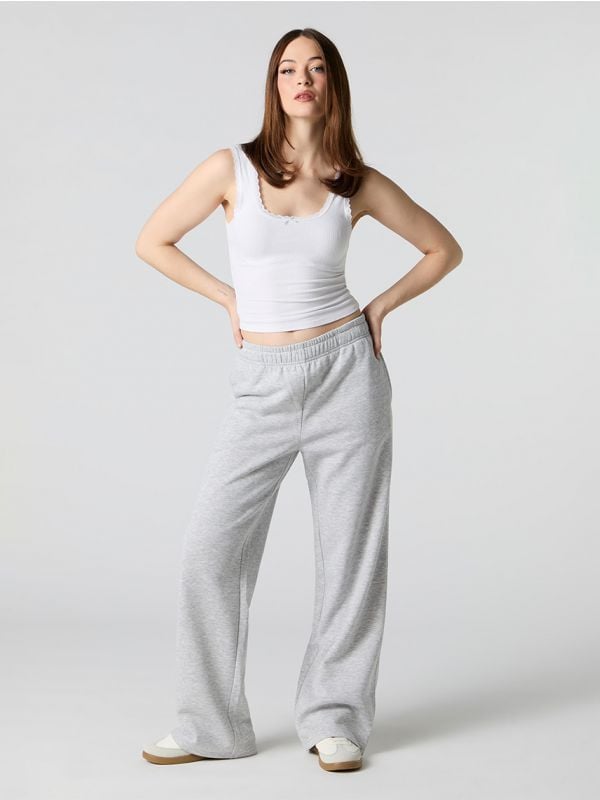 מכנסי פוטר רחבים