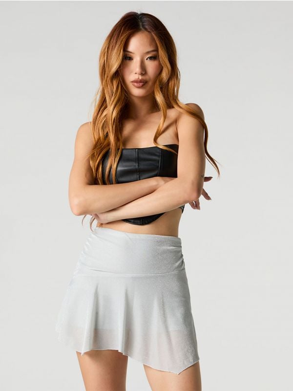 חצאית מיני נוצצת