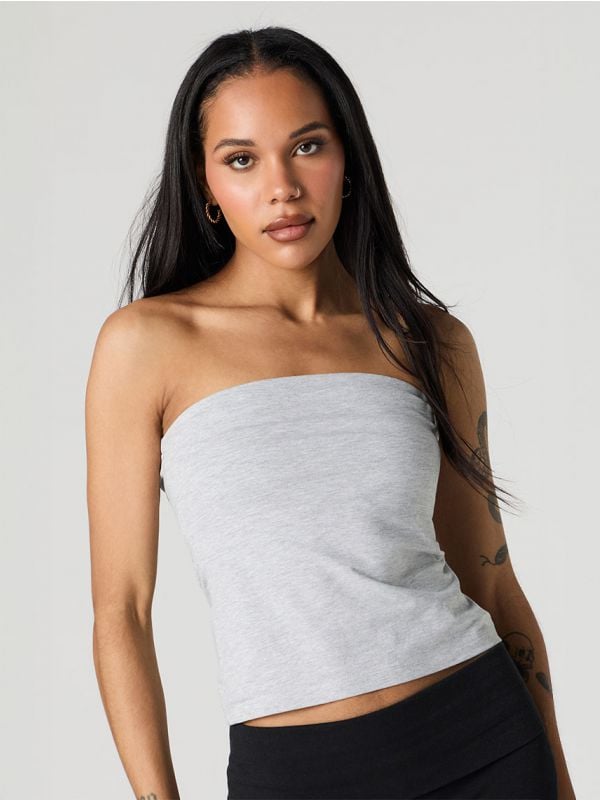 טופ סטרפלס עם קאפים