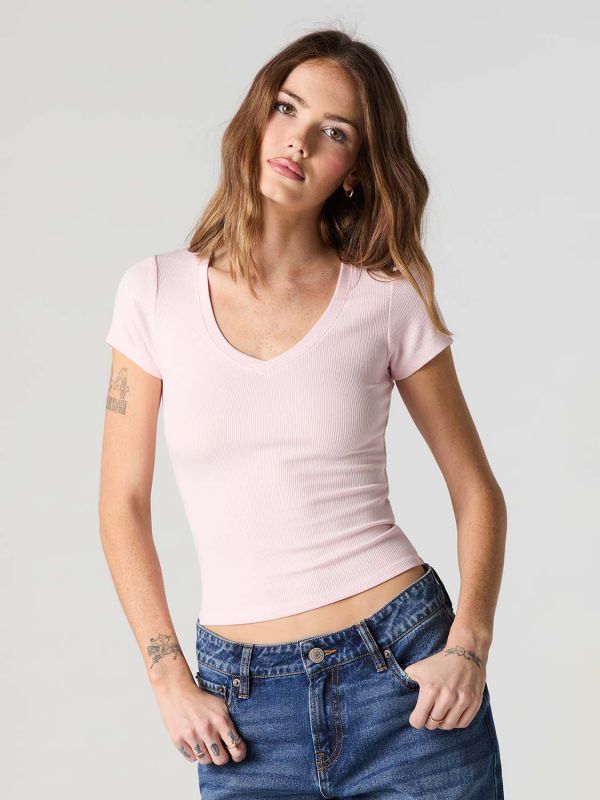 טי-שירט וי ריב