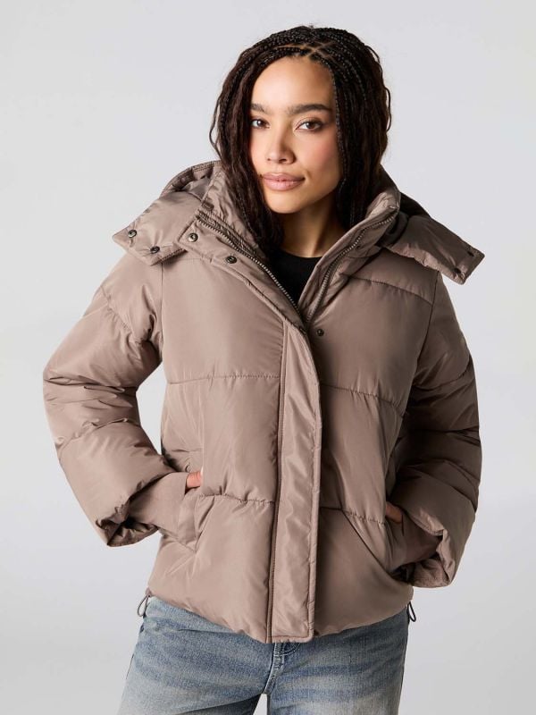 מעיל פוך עם כובע נשלף