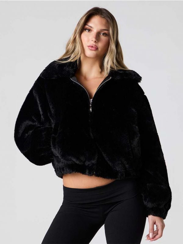 ג’קט בומבר פרוותי