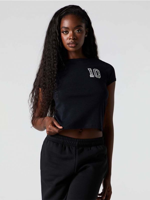 טי-שירט קרופ אקטיב