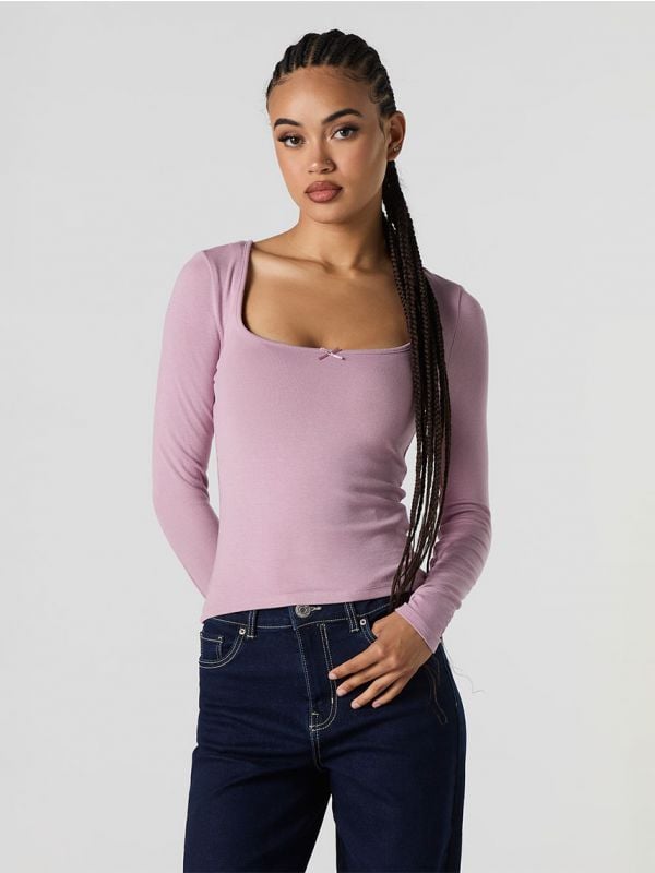 חולצה ארוכה מפתח מרובע