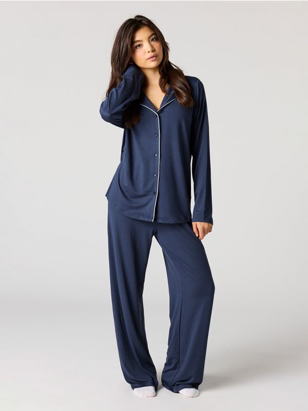 סט פיג’מה מכופתרת ארוכה