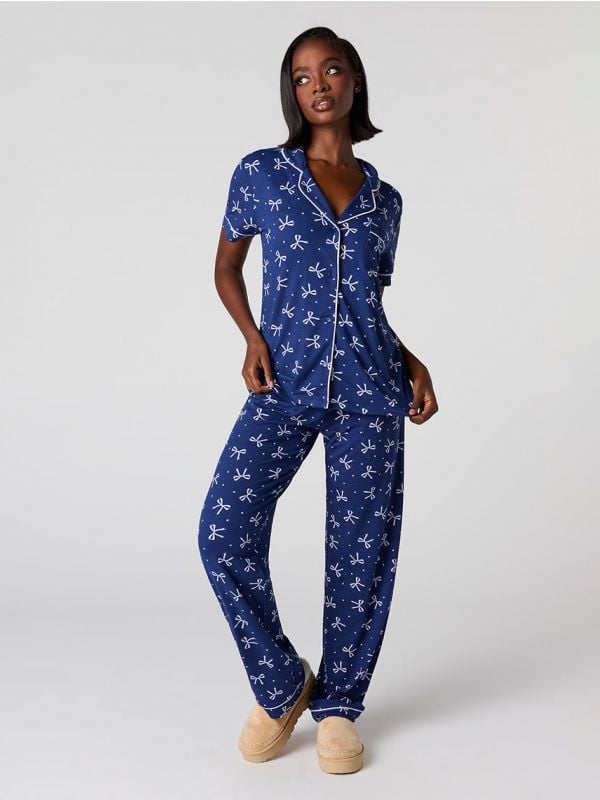 סט פיג’מה מכופתרת