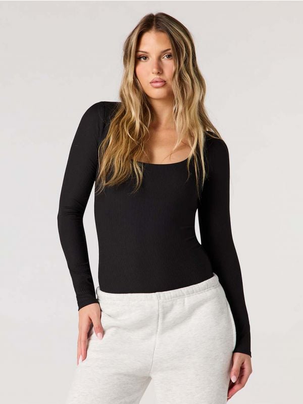 בגד גוף אלסטי ארוך