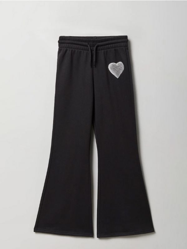 מכנסי פוטר מתרחבים