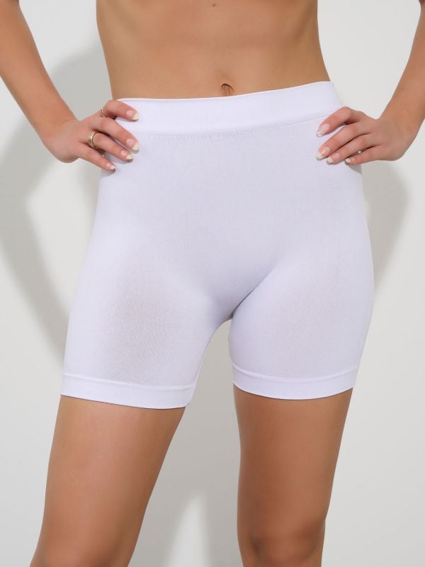 מכנסונים קצרים