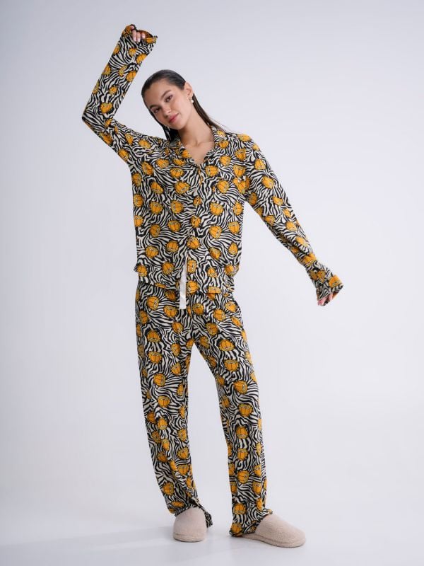 סט פיג’מה מכופתרת | Garfield