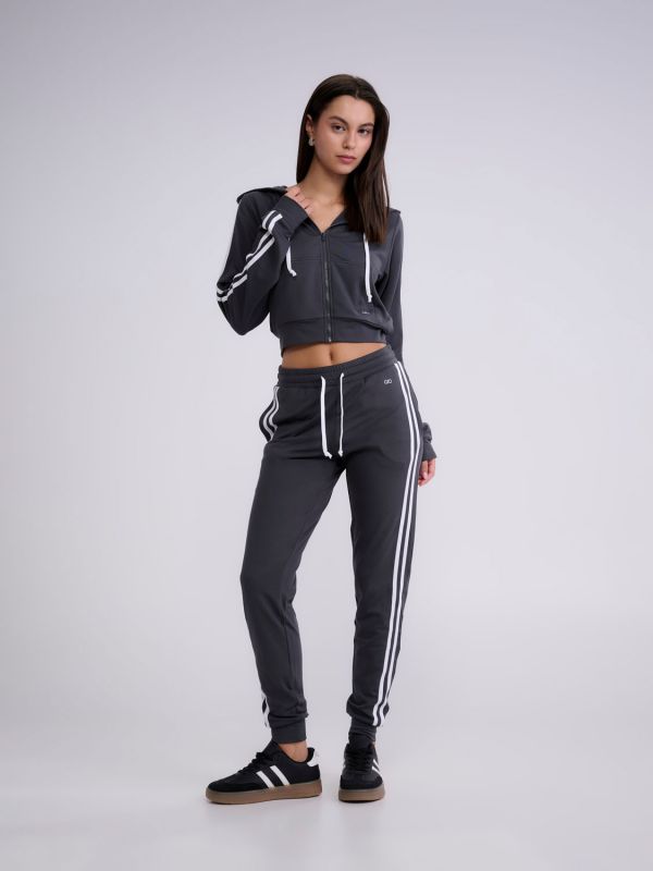 מכנסי פוטר בעיצוב ספורטיבי